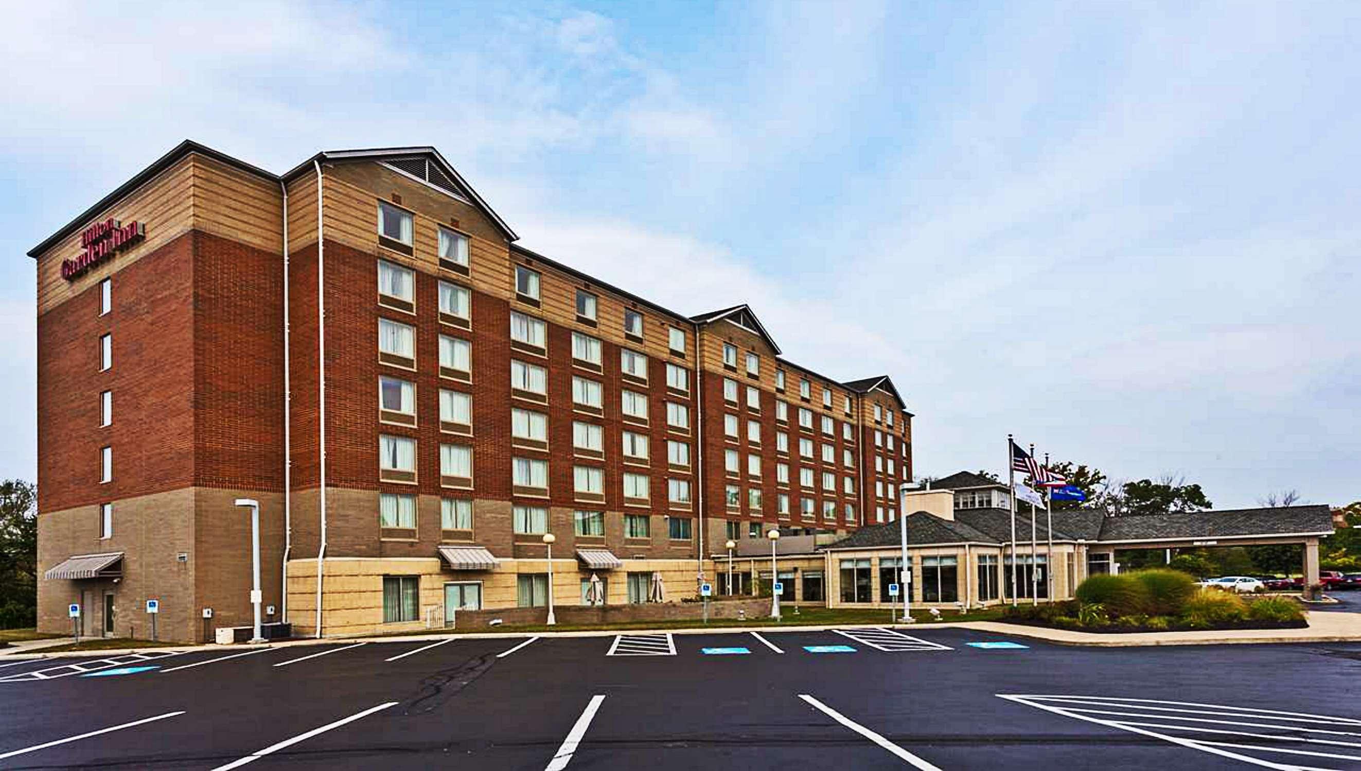 Hilton Garden Inn Cleveland Airport Fairview Park Exterior photo
